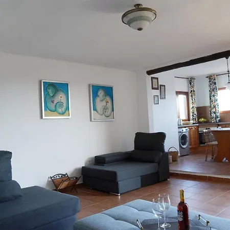 Casa Huertas Feriehus *